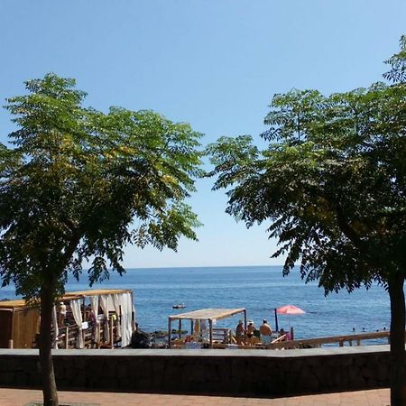 Вілла Infinito Mare Ачиреале Екстер'єр фото